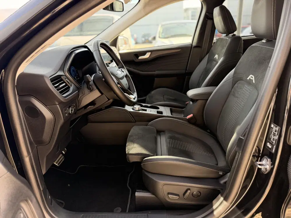 Ford Kuga 2.5 PHEV Active X DRIVER ASSISTANCE PACK I uit 2025, foto 11