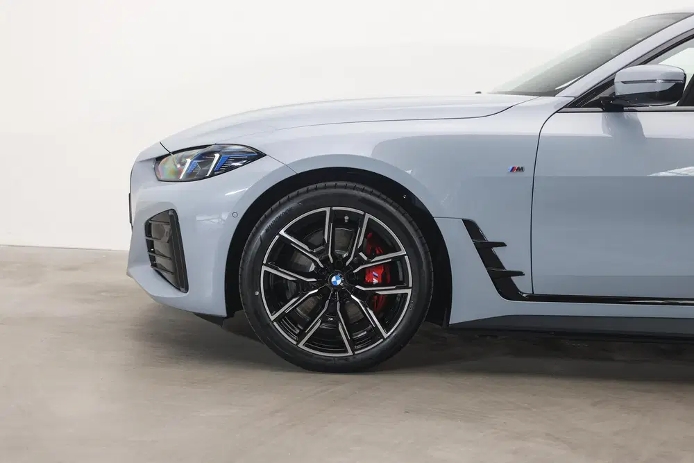 BMW i4 eDrive40 M Sport uit 2026, foto 4