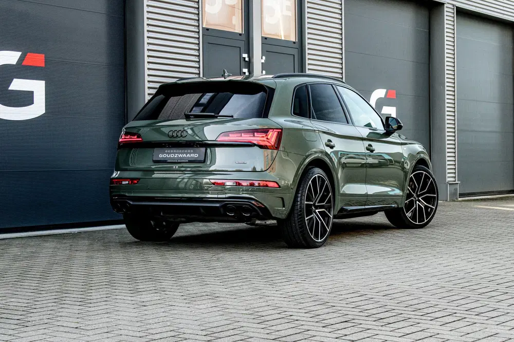 Audi Q5 50 TFSI e S edition Competition uit 2023, foto 2