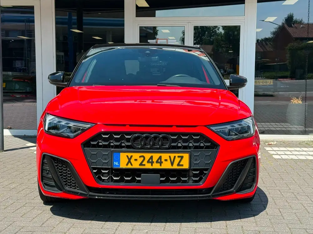 Audi A1 30 TFSI S Line Pro Line S uit 2019, foto 2