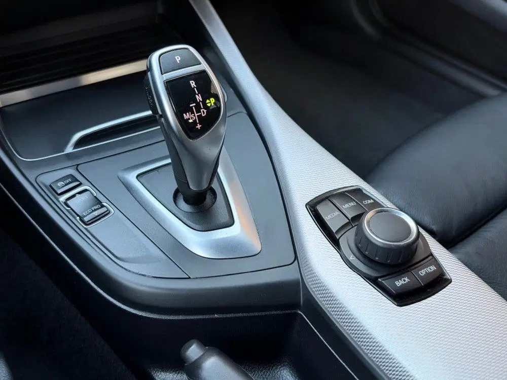 BMW 1-serie M140I HIGH EXEC uit 2019, foto 13
