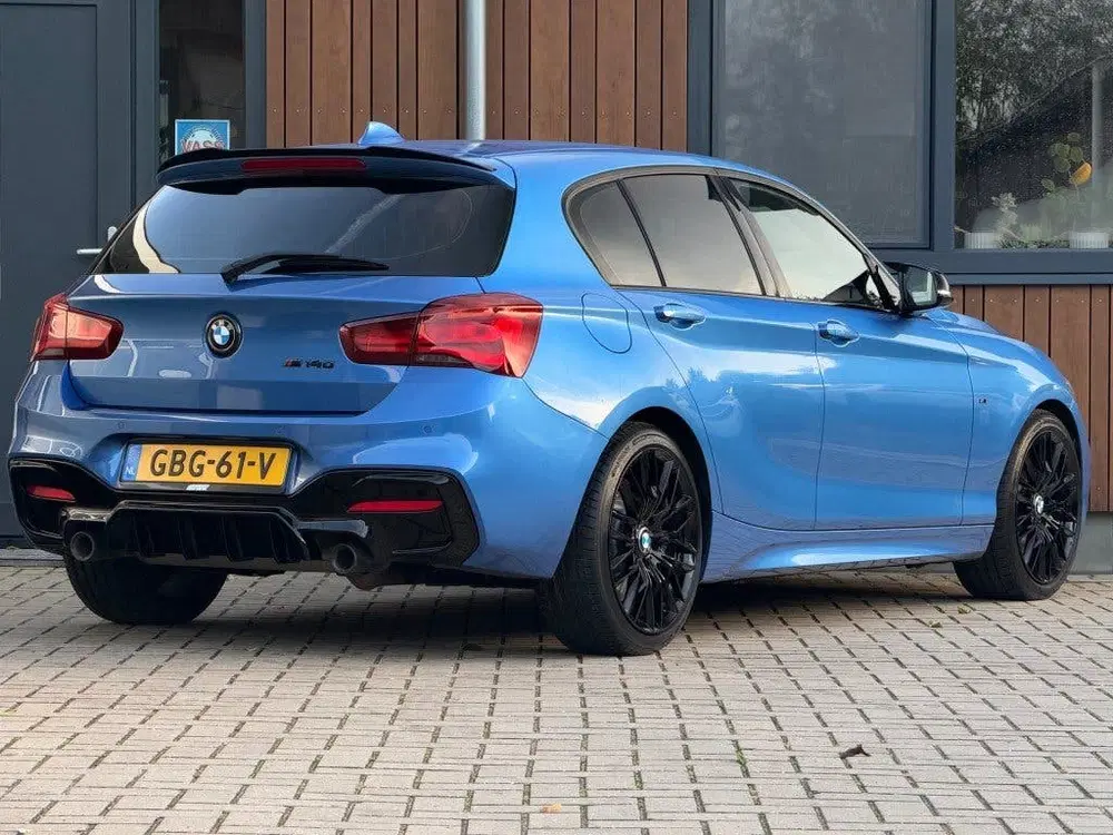 BMW 1-serie M140I HIGH EXEC uit 2019, foto 4
