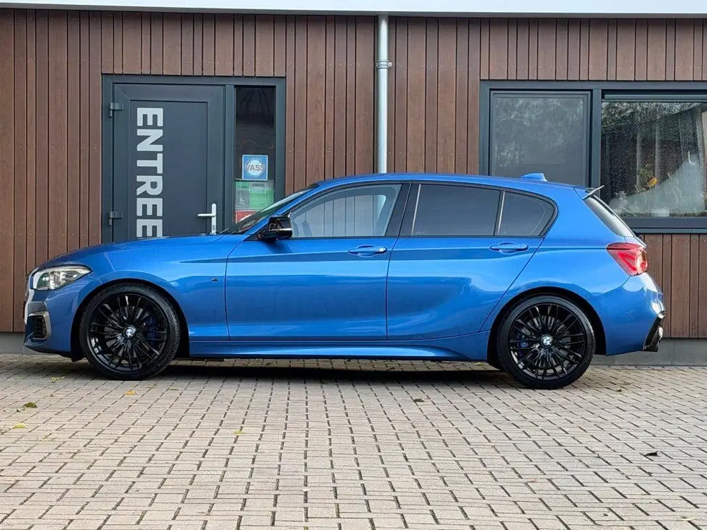 BMW 1-serie M140I HIGH EXEC uit 2019, foto 6