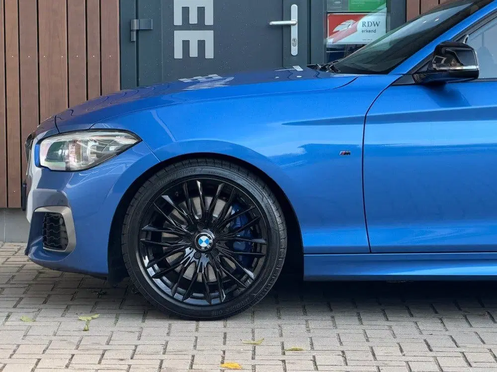 BMW 1-serie M140I HIGH EXEC uit 2019, foto 7