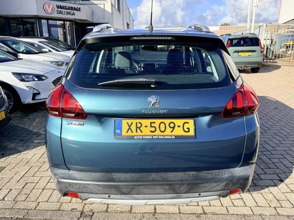 Peugeot 2008 1.2 PureTech Allure uit 2019, foto 3