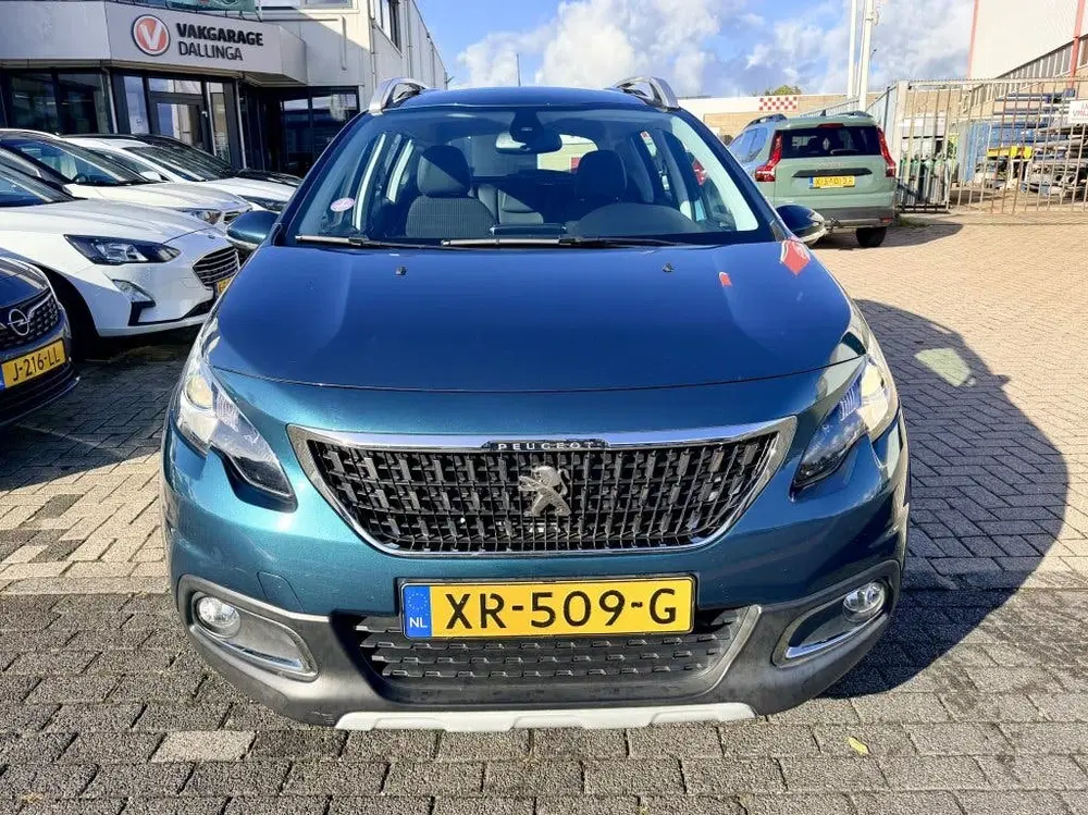 Peugeot 2008 1.2 PureTech Allure uit 2019, foto 7