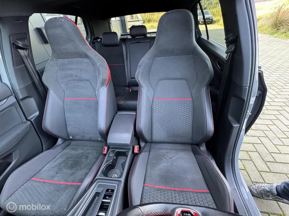 Volkswagen Golf 2.0 GTI Clubsport uit 2021, foto 5