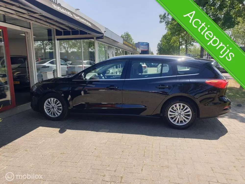 Ford Focus 1.0 ECOBOOST TITANIUM AUTOMAAT uit 2020, foto 8