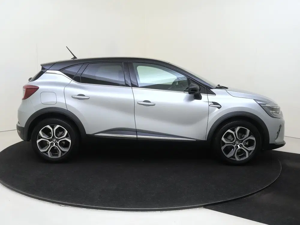 Renault Captur 1.6 E-Tech Plug-in Hybrid Intens 160PK uit 2022, foto 9