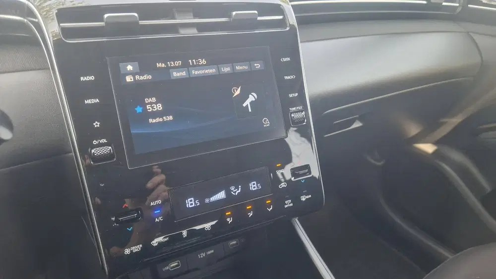 Hyundai TUCSON 1.6 T-GDI PHEV Comfort Smart 4WD uit 2021, foto 11