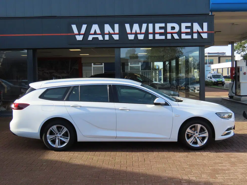 Opel Insignia 1.5 Turbo Business Executive 165 uit 2020, foto 2
