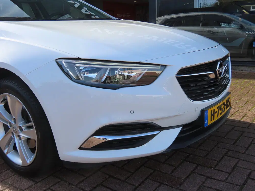 Opel Insignia 1.5 Turbo Business Executive 165 uit 2020, foto 5