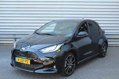 Toyota Yaris 1.5 Hybrid 116pk GR Sport AUTOMAAT Panoram uit 2022