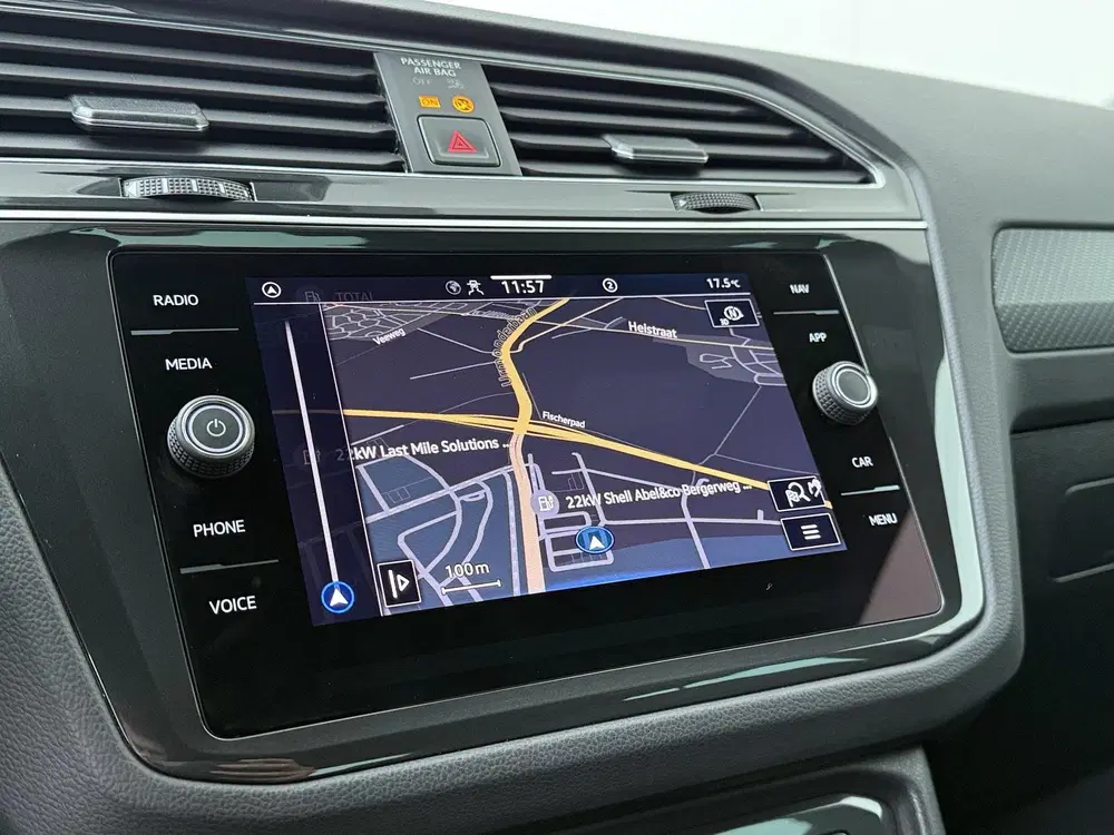 Volkswagen Tiguan 1.4 TSI eHybrid R-Line Business+ uit 2024, foto 14