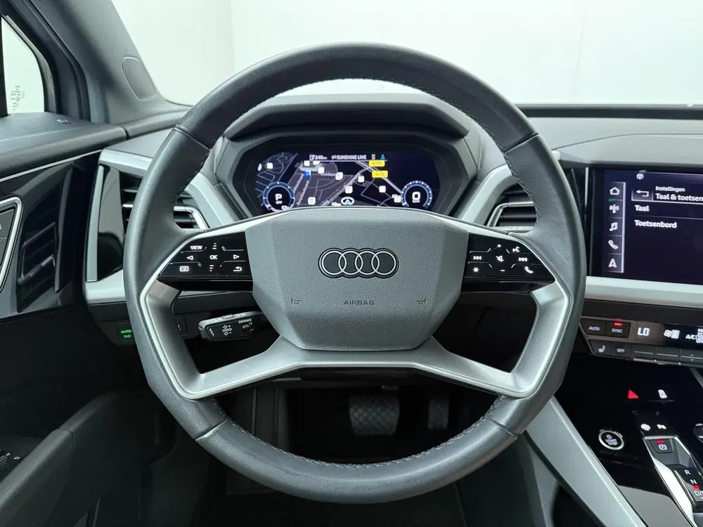 Audi Q4 e-tron 40 Edition 77 kWh uit 2023, foto 11