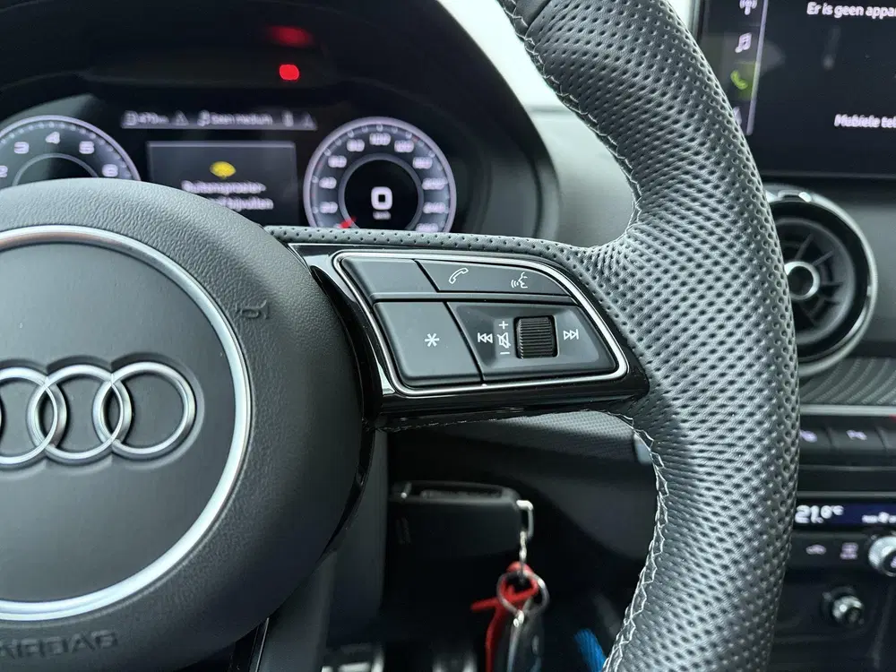 Audi Q2 35 TFSI S Edition uit 2025, foto 10