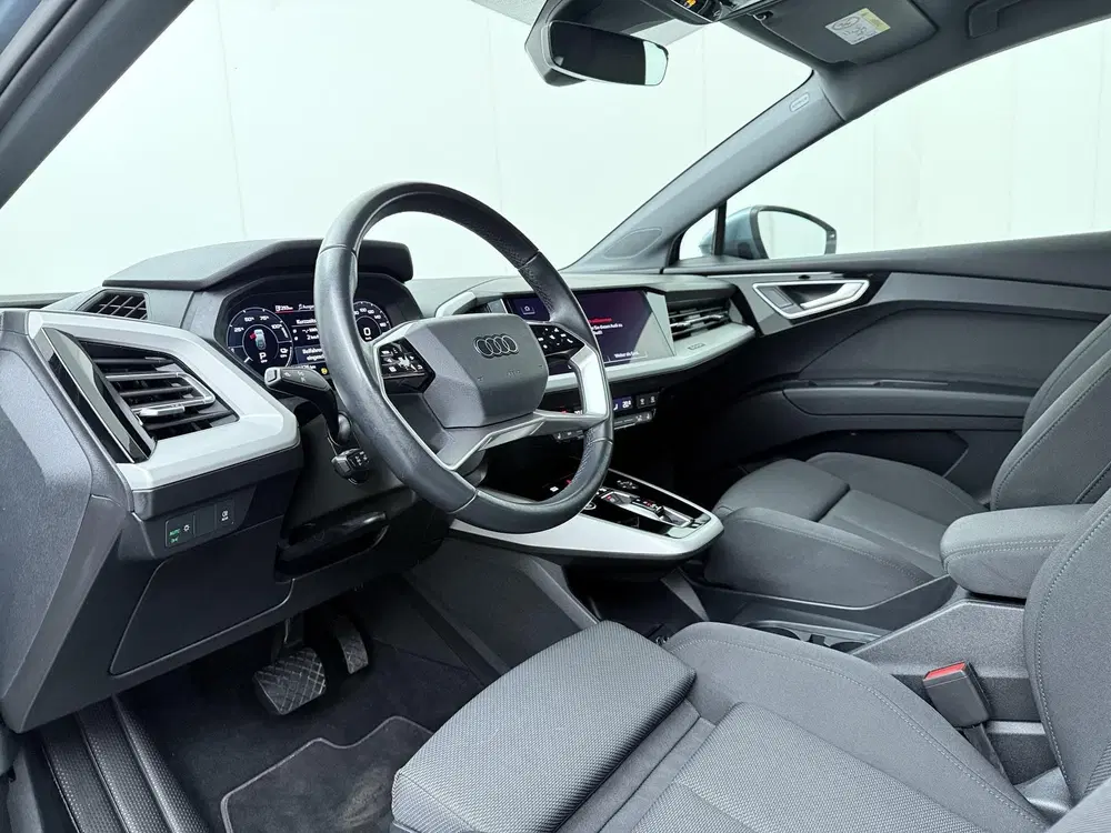 Audi Q4 e-tron 50 quattro S edition 77 kWh uit 2023, foto 6