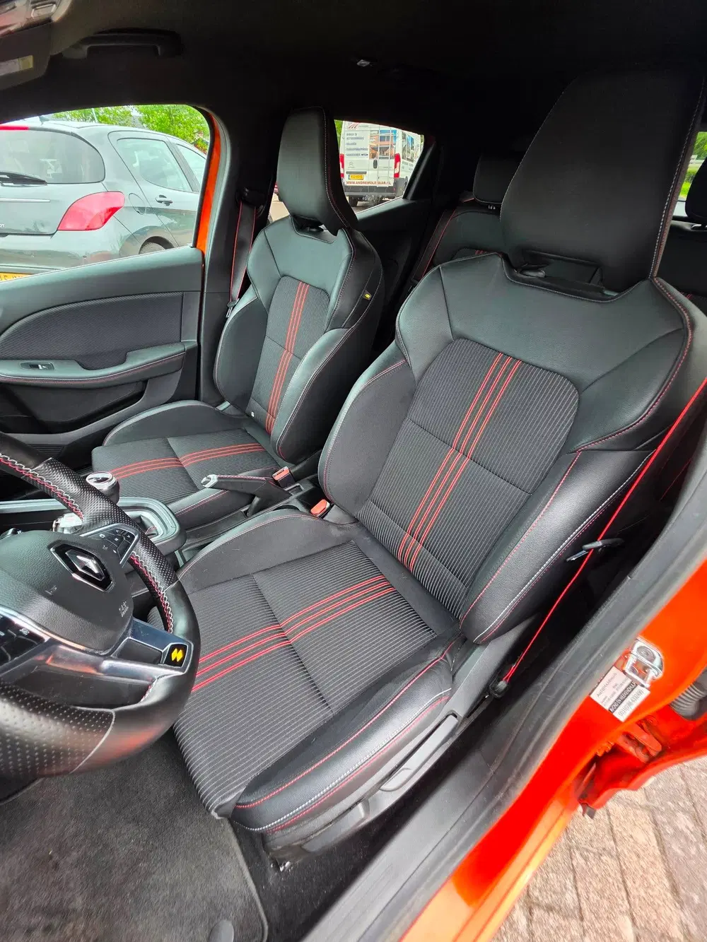 Renault Clio 1.0 TCe Initiale Paris uit 2021, foto 10