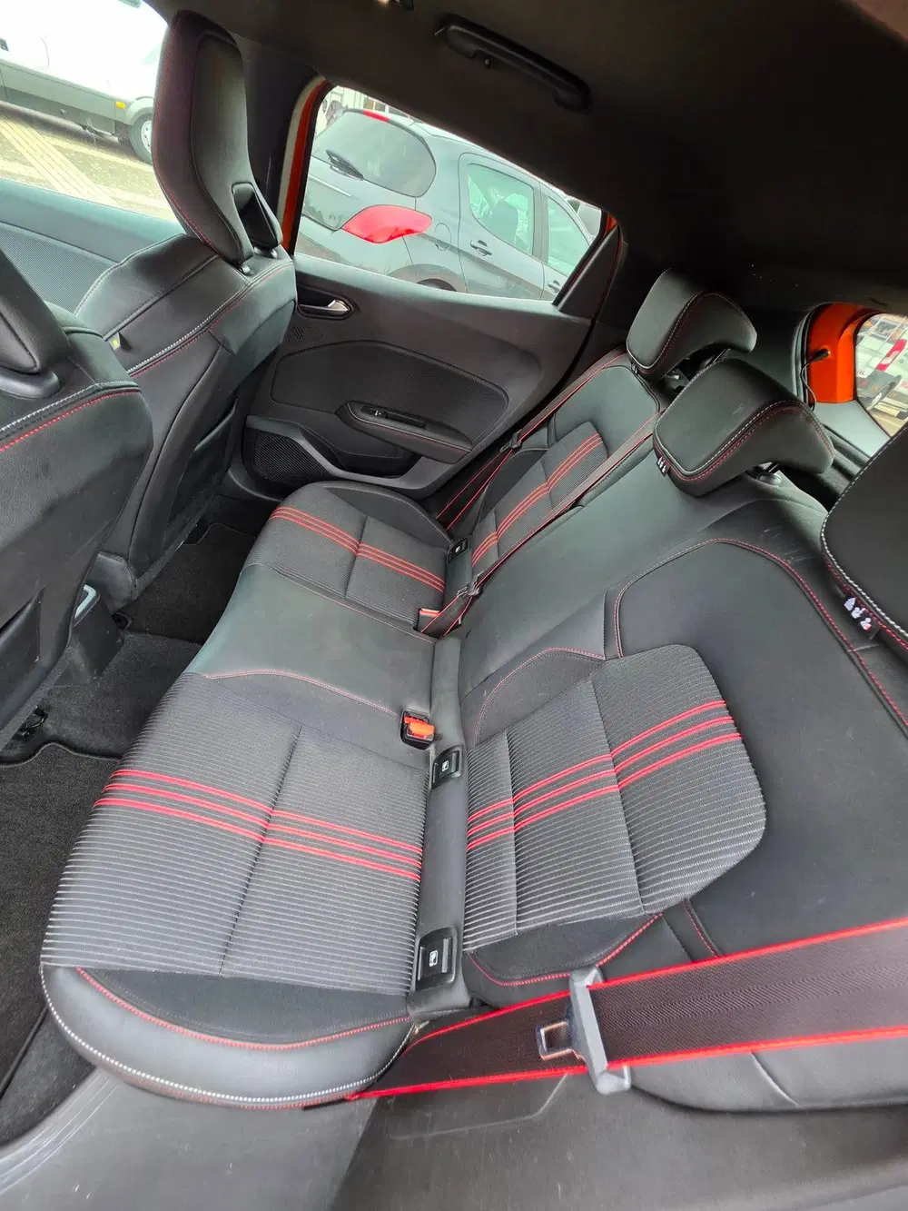 Renault Clio 1.0 TCe Initiale Paris uit 2021, foto 11