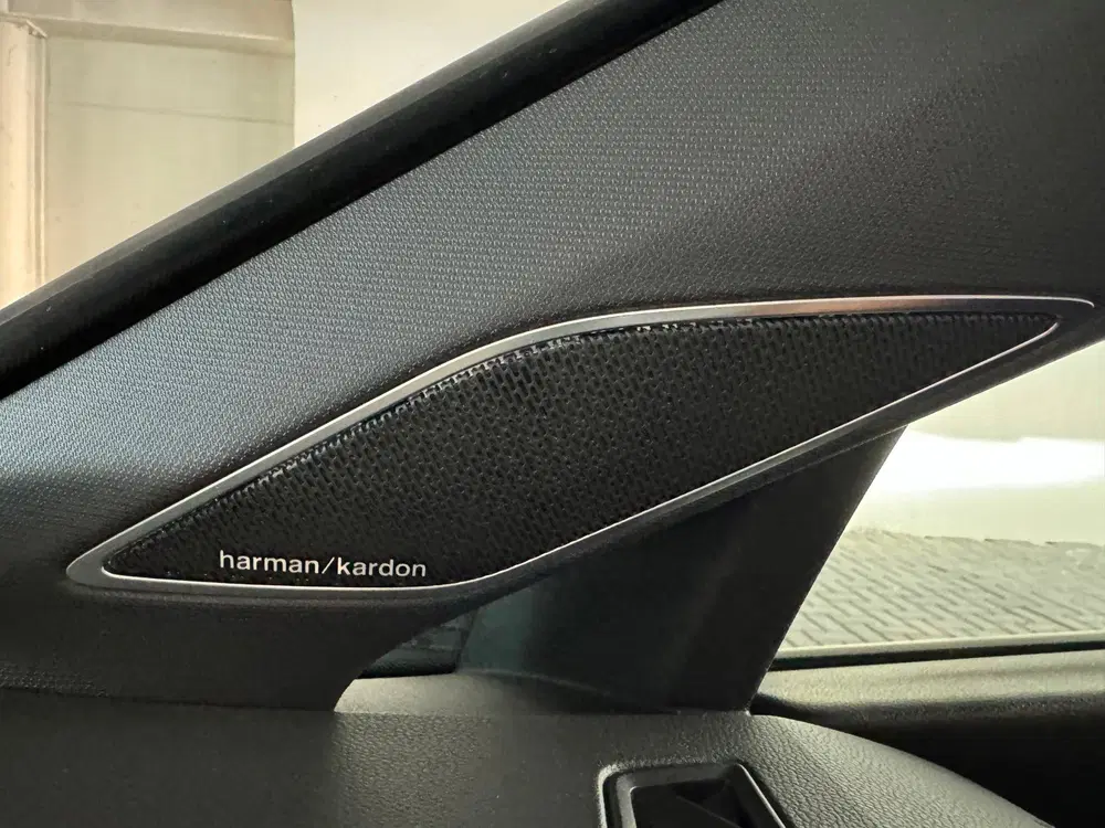 Volkswagen Golf 2.0 TSI R 4Motion Pano uit 2021, foto 15