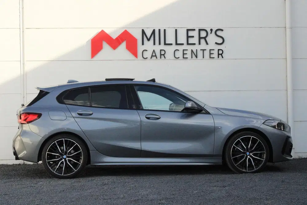 BMW 1-serie 120i High Executive M Sport Pano Cam Kuips uit 2022, foto 5
