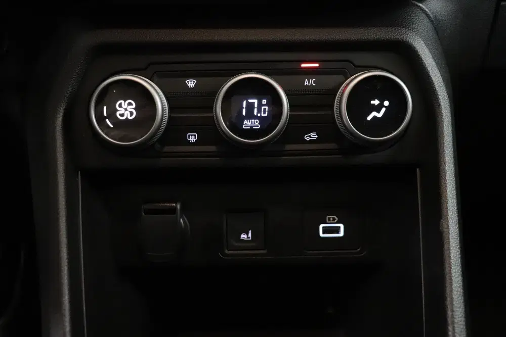 Dacia Jogger 1.6 Hybrid 140 Extreme 7p. uit 2023, foto 13