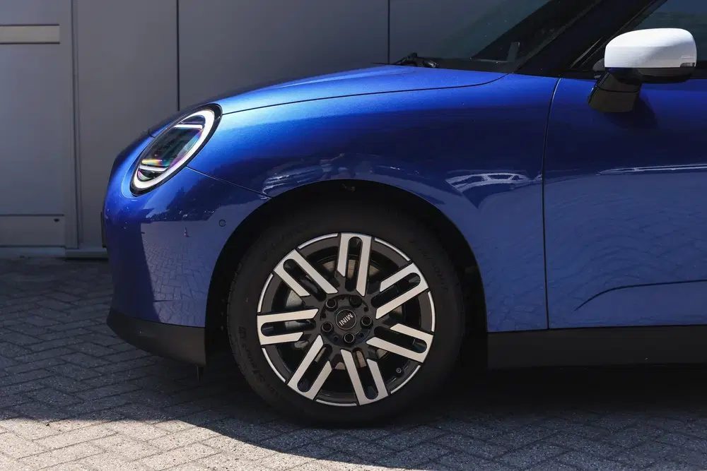 Mini Hatchback Cooper SE uit 2026, foto 4