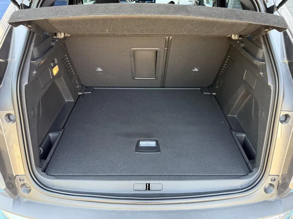 Peugeot 3008 1.2 AUTOMAAT CRUISE STOELVER. P-CAM ALL SE uit 2024, foto 11