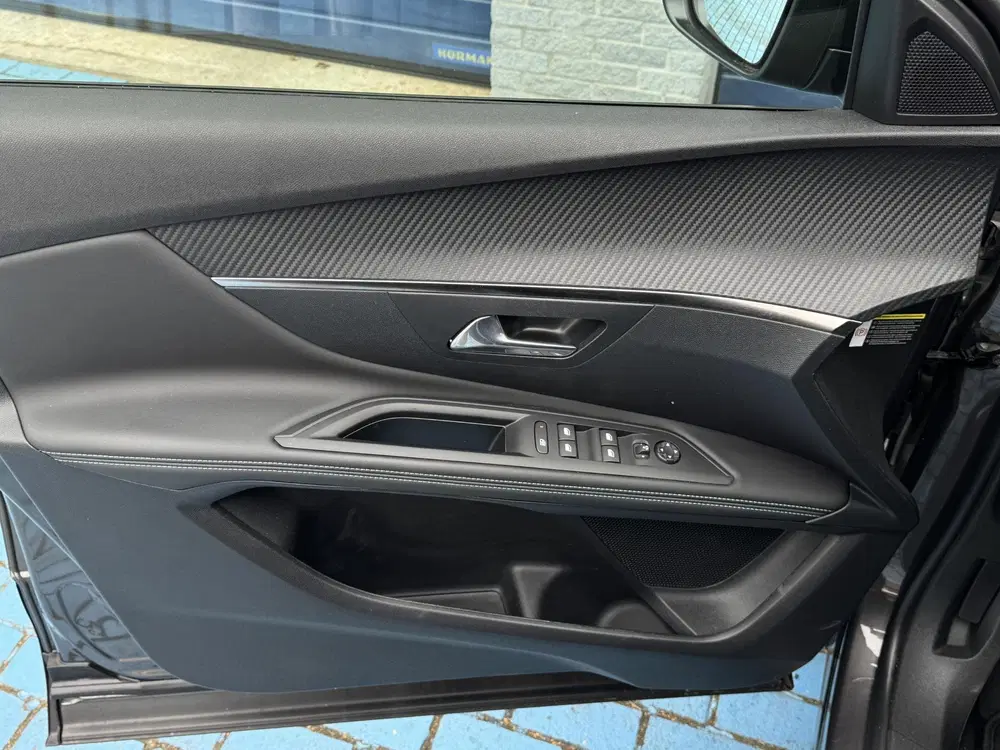 Peugeot 3008 1.2 AUTOMAAT CRUISE STOELVER. P-CAM ALL SE uit 2024, foto 13