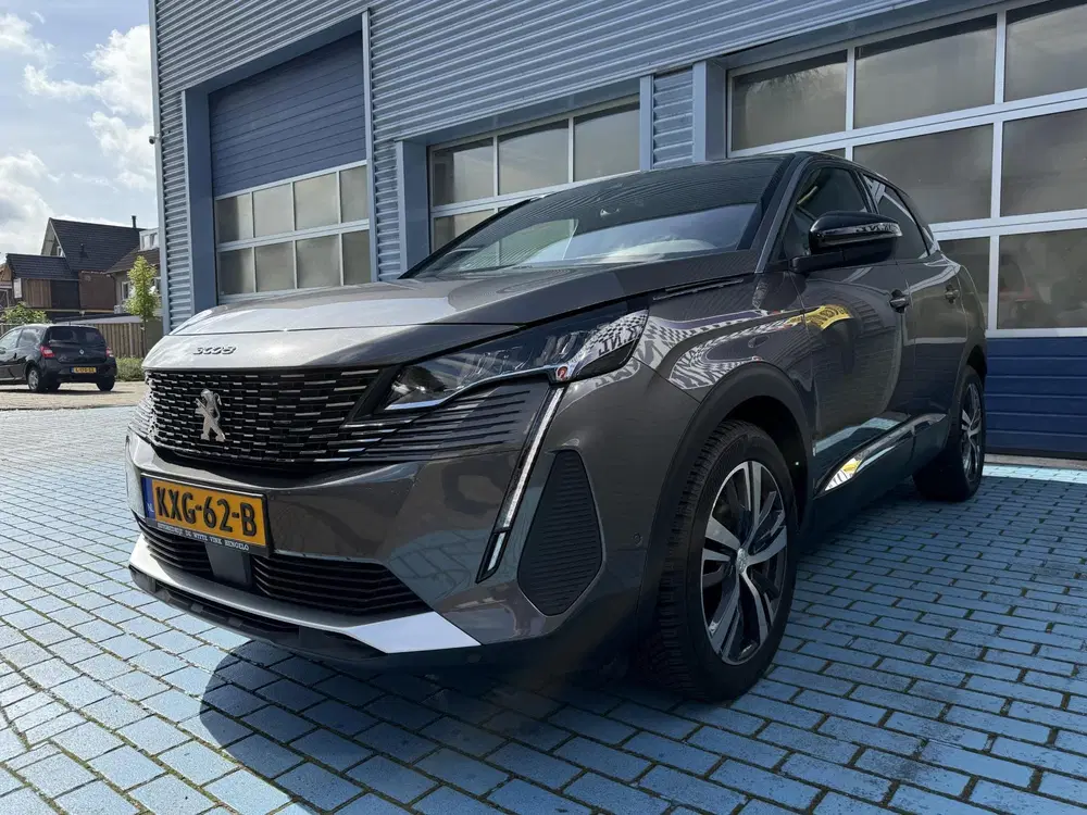 Peugeot 3008 1.2 AUTOMAAT CRUISE STOELVER. P-CAM ALL SE uit 2024, foto 3