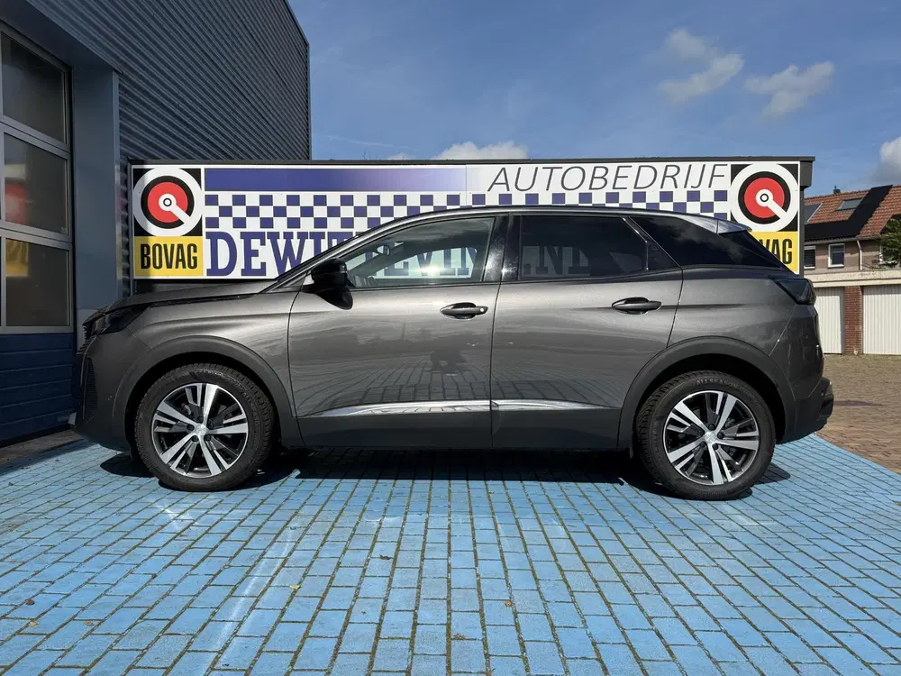 Peugeot 3008 1.2 AUTOMAAT CRUISE STOELVER. P-CAM ALL SE uit 2024, foto 6