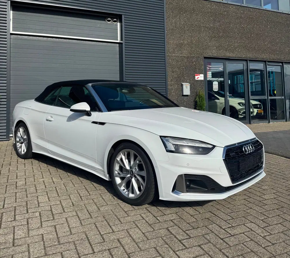 Audi A5 40 TFSI quattro Advanced Edition uit 2022, foto 2