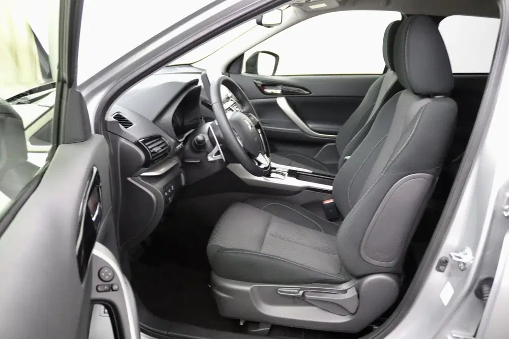 Mitsubishi Eclipse Cross 2.4 PHEV Intense automaat grijs uit 2023, foto 12