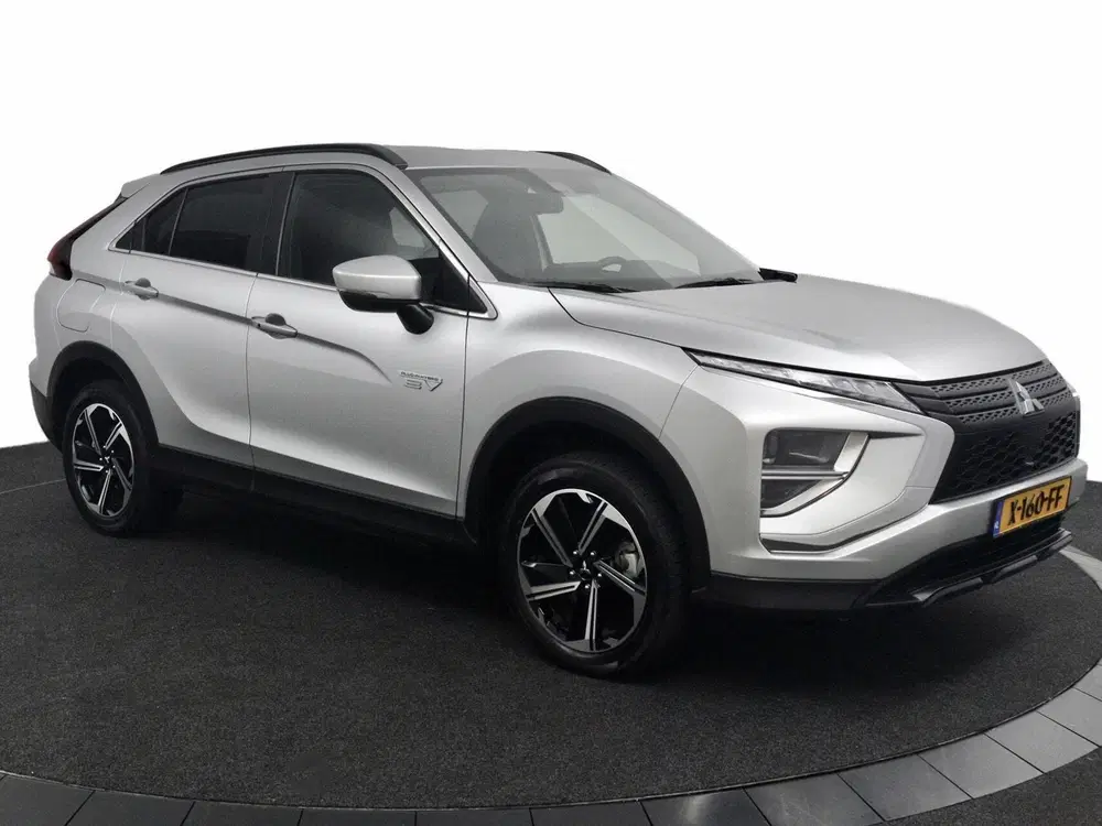 Mitsubishi Eclipse Cross 2.4 PHEV Intense automaat grijs uit 2023, foto 4