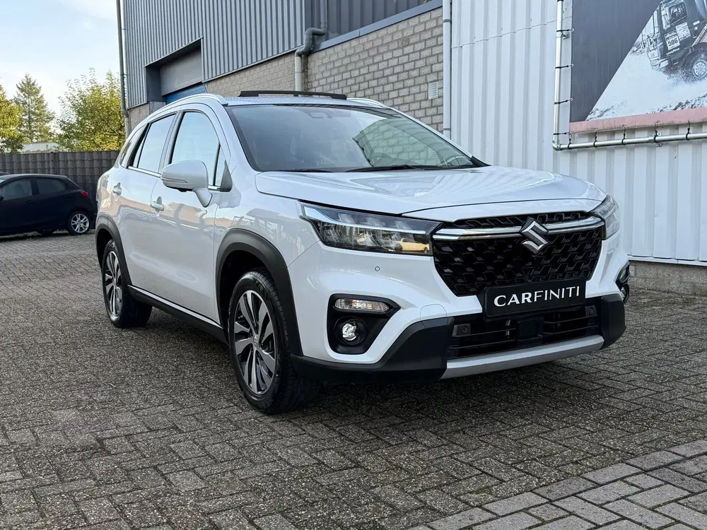 Suzuki S-Cross 1.5 Hybrid Style 102 Pk Automaat uit 2023, foto 10