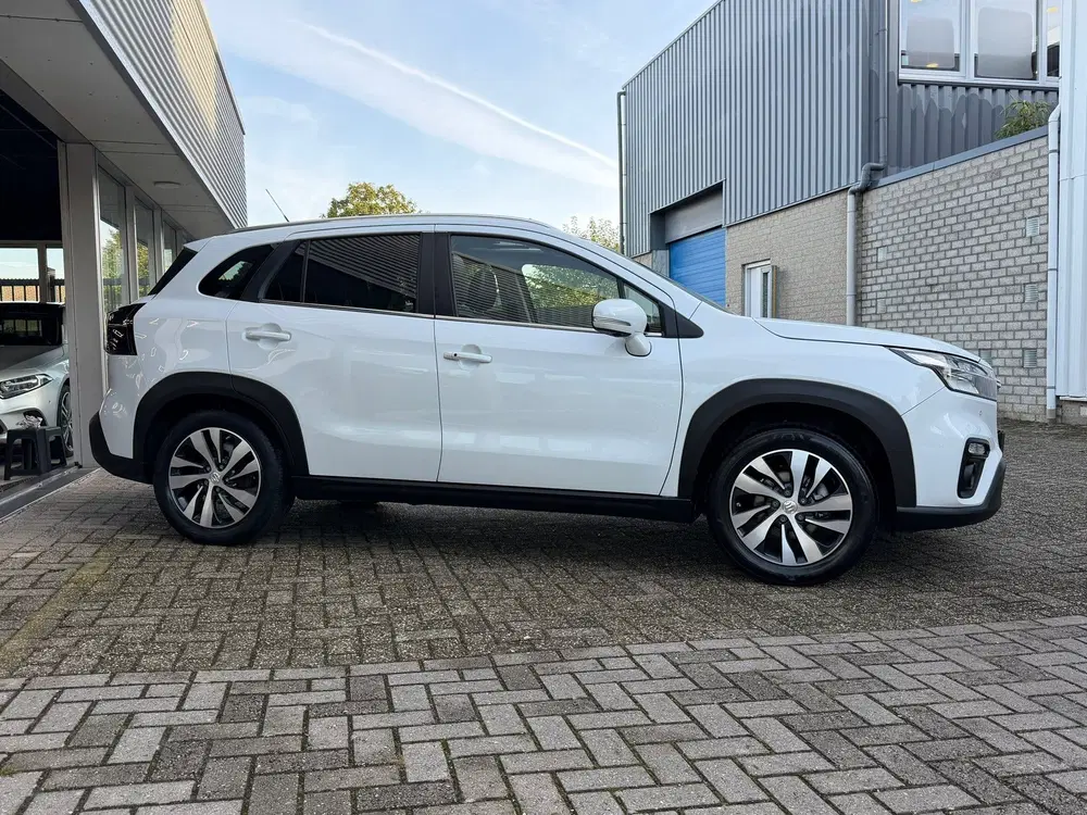 Suzuki S-Cross 1.5 Hybrid Style 102 Pk Automaat uit 2023, foto 4