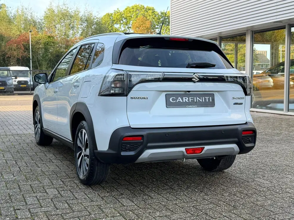 Suzuki S-Cross 1.5 Hybrid Style 102 Pk Automaat uit 2023, foto 6