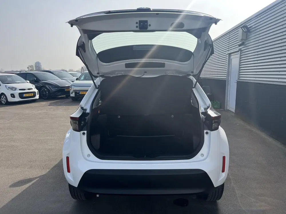 Toyota Yaris Cross 1.5 Hybrid 115 Active Edition Smart Key uit 2024, foto 9