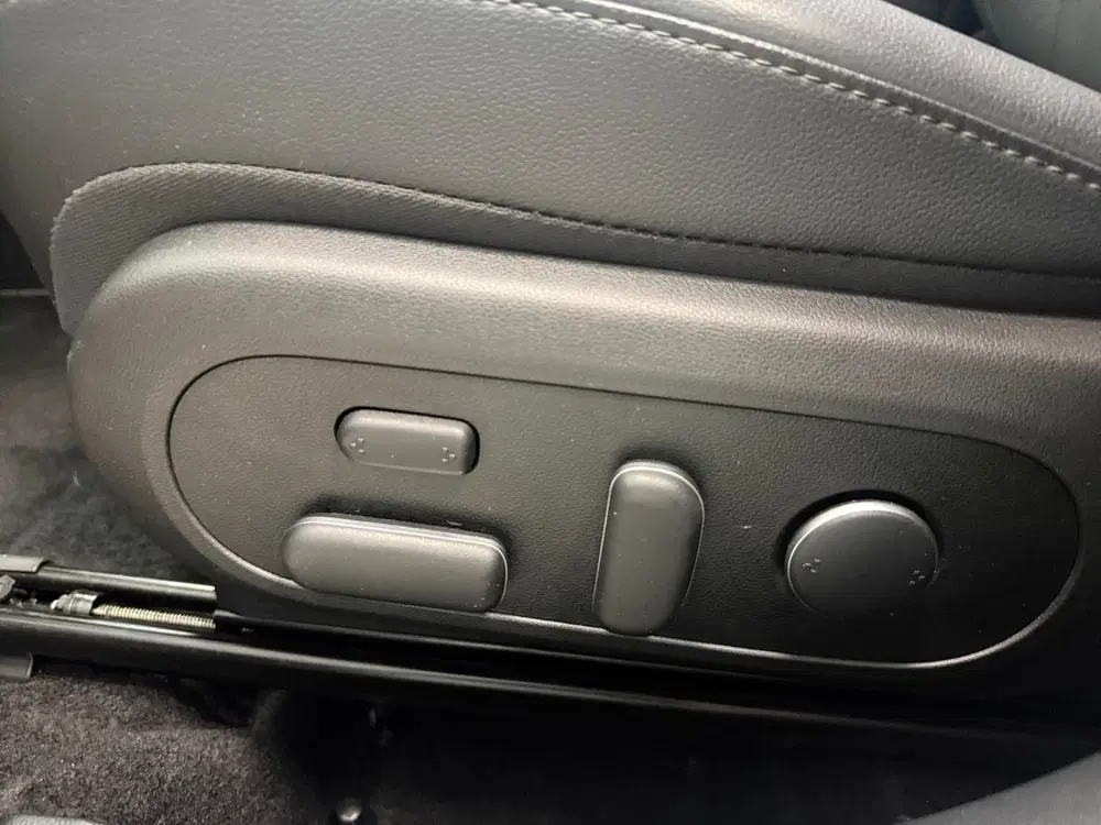 Hyundai KONA 1.6 HYBRID uit 2025, foto 13