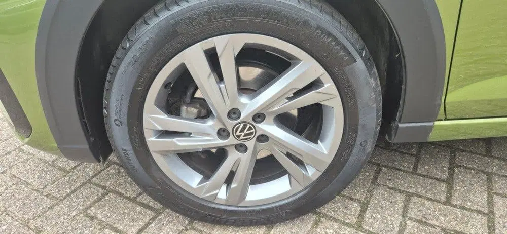 Volkswagen Taigo 1.0 TSI R-Line Business uit 2023, foto 10