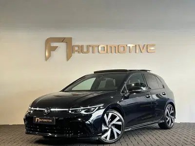 Volkswagen Golf 1.5 eTSI R-Line Pano uit 2023