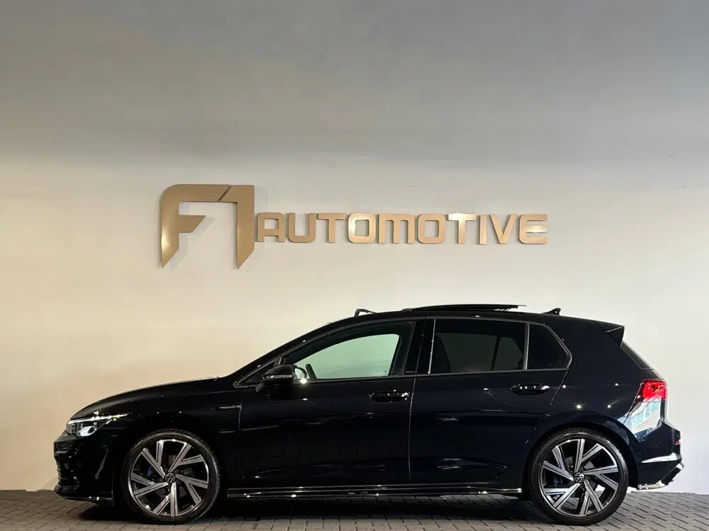 Volkswagen Golf 1.5 eTSI R-Line Pano uit 2023, foto 8