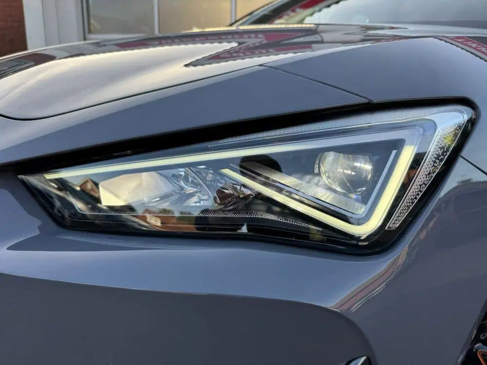 Cupra Leon 1.4 e-Hybrid VZ Copper Adrenaline 24 uit 2021, foto 10