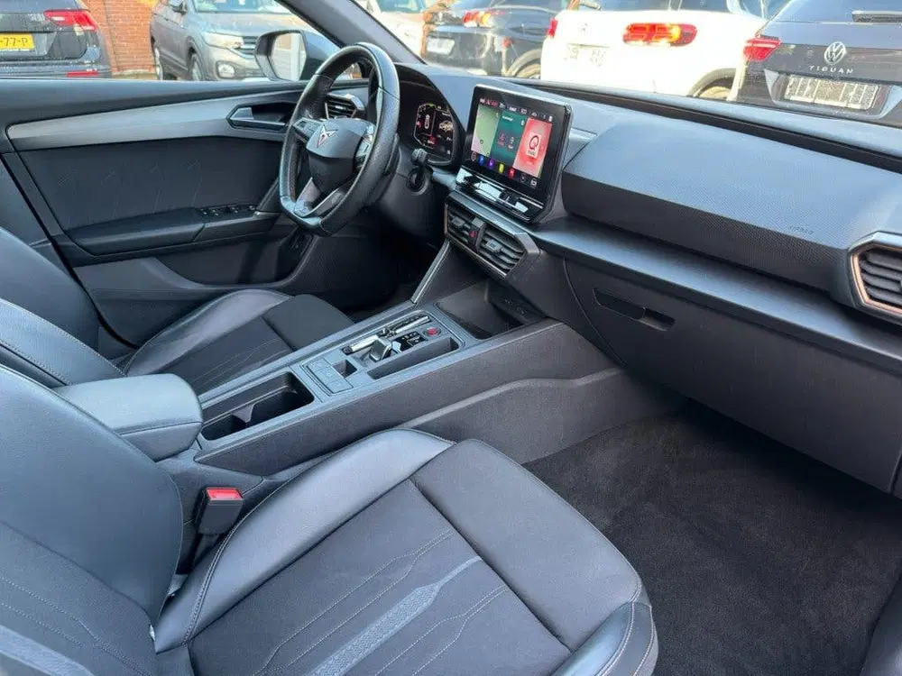 Cupra Leon 1.4 e-Hybrid VZ Copper Adrenaline 24 uit 2021, foto 3
