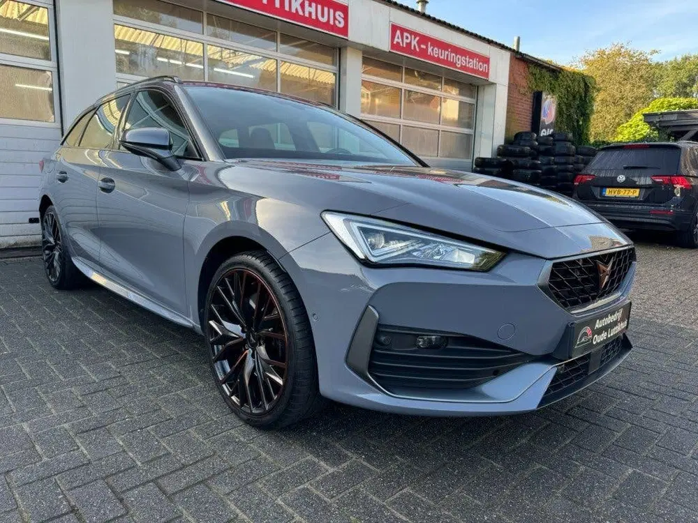 Cupra Leon 1.4 e-Hybrid VZ Copper Adrenaline 24 uit 2021, foto 6