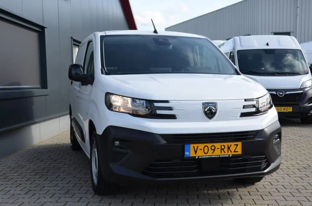 Peugeot Partner 1.5 Blue Hdi 130Pk uit 2024, foto 5