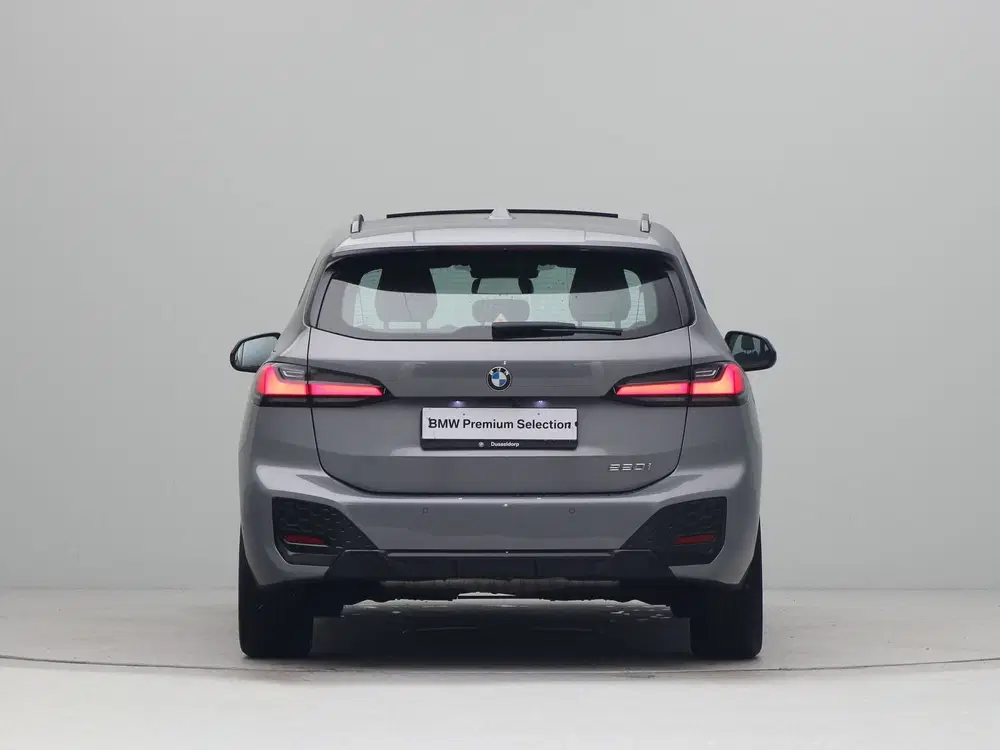 BMW 2-serie 220i Active Tourer M Sport (bj 2023 uit 2023, foto 10
