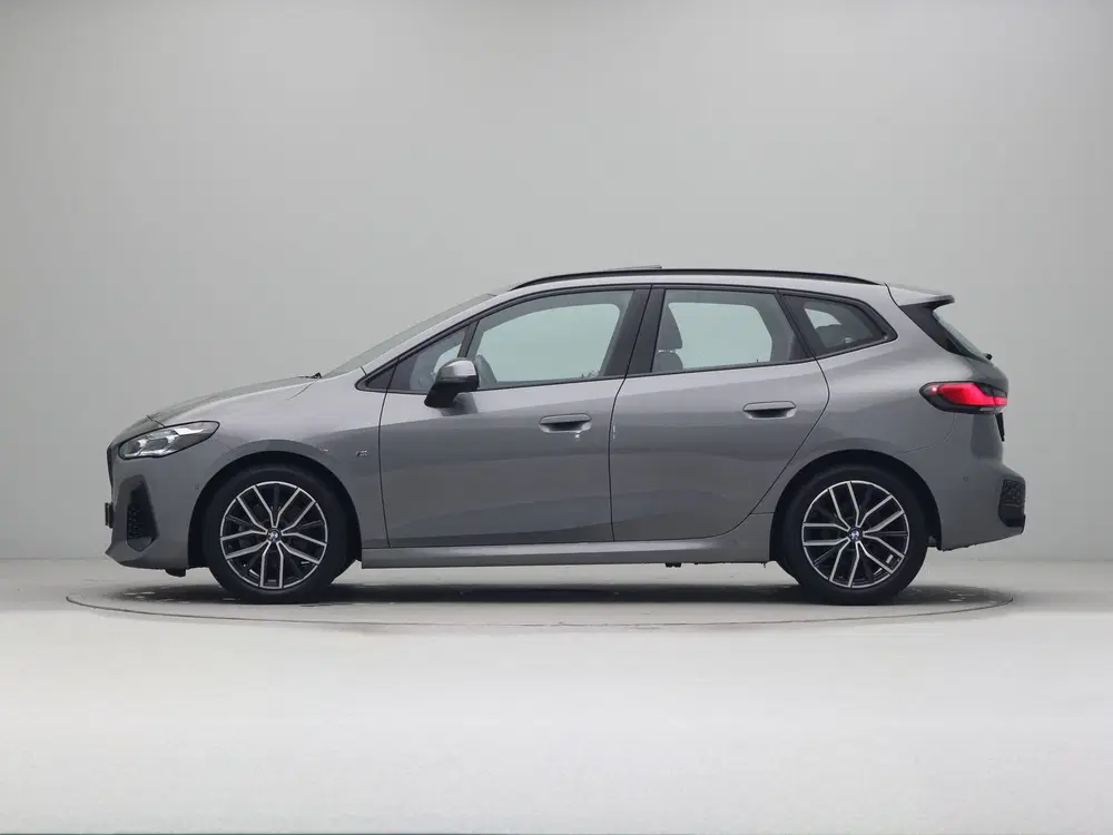 BMW 2-serie 220i Active Tourer M Sport (bj 2023 uit 2023, foto 12