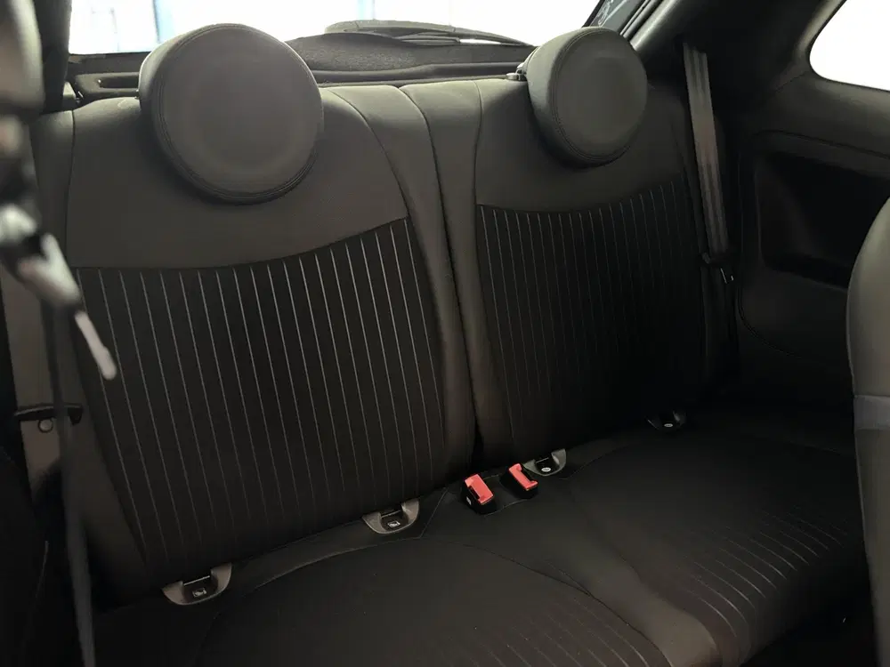 Fiat 500 1.0 Hybrid Rockstar uit 2021, foto 8