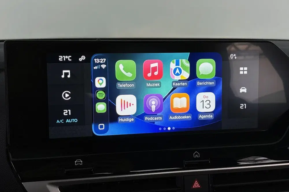 Citroën C4 Citroen C4 X 1.2 Puretech 100 You Apple Ca uit 2024, foto 15